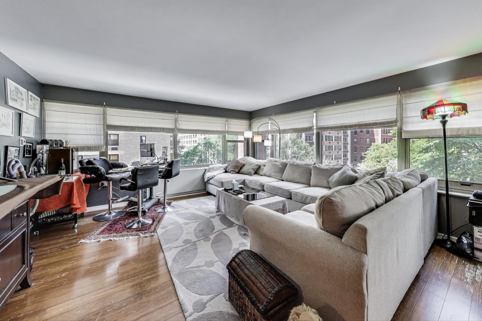 247 E Chestnut Street 502