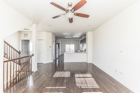 Tiny photo for 877 Lewisburg Lane, Aurora, IL 60504 (MLS # 12509176)