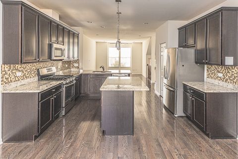 Tiny photo for 877 Lewisburg Lane, Aurora, IL 60504 (MLS # 12509176)