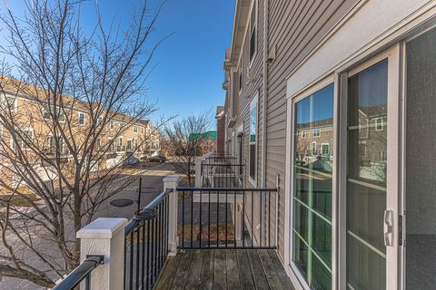 Tiny photo for 877 Lewisburg Lane, Aurora, IL 60504 (MLS # 12509176)