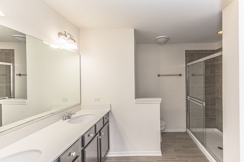 Tiny photo for 877 Lewisburg Lane, Aurora, IL 60504 (MLS # 12509176)