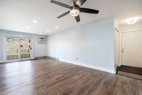 Tiny photo for Carol Stream, IL 60188 (MLS # 12582400)