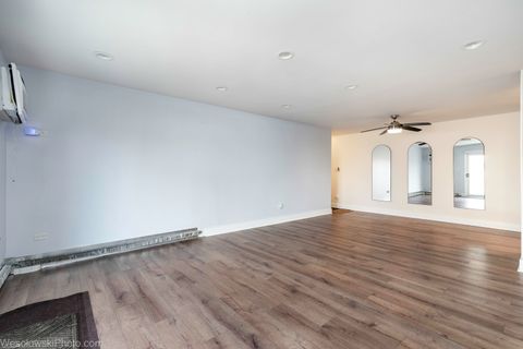 Tiny photo for Carol Stream, IL 60188 (MLS # 12582400)