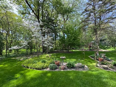 Tiny photo for 2007 Amherst Court, Flossmoor, IL 60422 (MLS # 12475807)