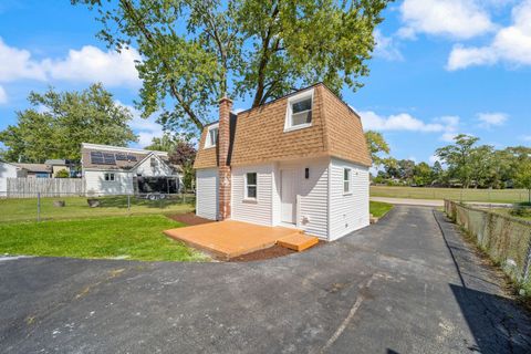 Tiny photo for 1334 N Lake Shore Drive, Round Lake Beach, IL 60073 (MLS # 12496205)