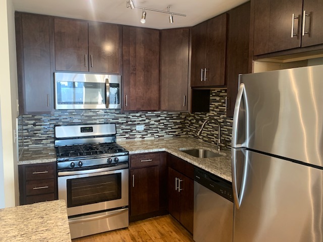 1960 N Lincoln Park West 2105