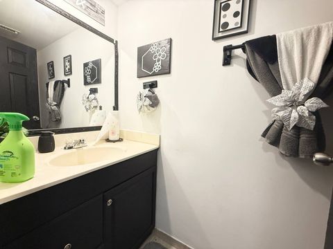 Tiny photo for 157 Gregory Street #2, Aurora, IL 60504 (MLS # 12487066)
