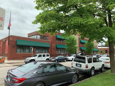 1419 W Carroll Avenue Chicago IL 60607