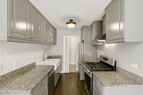 Tiny photo for 37 E Hickory Street #D, Lombard, IL 60148 (MLS # 12593394)