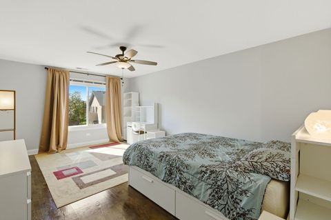 Tiny photo for 37 E Hickory Street #D, Lombard, IL 60148 (MLS # 12593394)