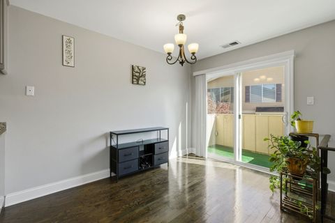 Tiny photo for 37 E Hickory Street #D, Lombard, IL 60148 (MLS # 12593394)