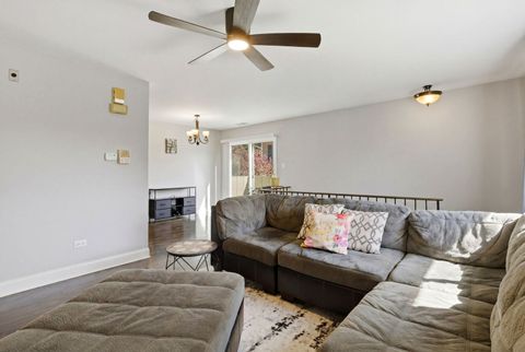 Tiny photo for 37 E Hickory Street #D, Lombard, IL 60148 (MLS # 12593394)