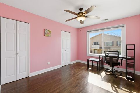 Tiny photo for 37 E Hickory Street #D, Lombard, IL 60148 (MLS # 12593394)