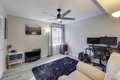 Tiny photo for 475 Shenstone Road #104, Riverside, IL 60546 (MLS # 12577225)