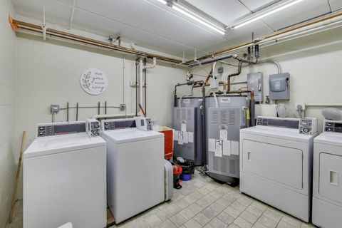 Tiny photo for 475 Shenstone Road #104, Riverside, IL 60546 (MLS # 12577225)