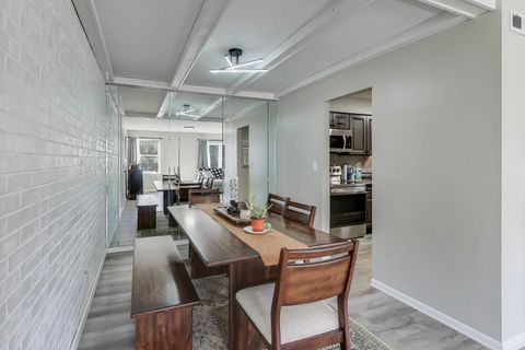 Tiny photo for 475 Shenstone Road #104, Riverside, IL 60546 (MLS # 12577225)