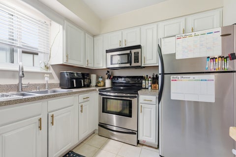 Tiny photo for 18001 Oak Park Avenue #C, Tinley Park, IL 60477 (MLS # 12770758)