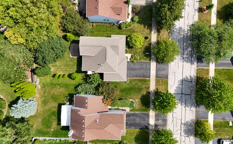 Tiny photo for 808 Violet Circle, Naperville, IL 60540 (MLS # 12457659)
