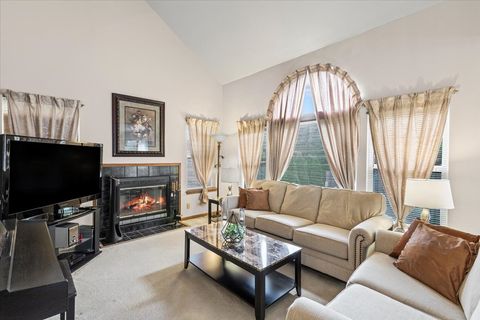 Tiny photo for 808 Violet Circle, Naperville, IL 60540 (MLS # 12457659)