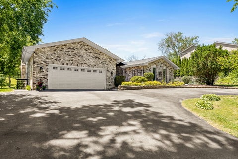 Tiny photo for 11S056 Madison Street, Burr Ridge, IL 60527 (MLS # 12740970)
