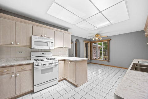 Tiny photo for 11S056 Madison Street, Burr Ridge, IL 60527 (MLS # 12740970)