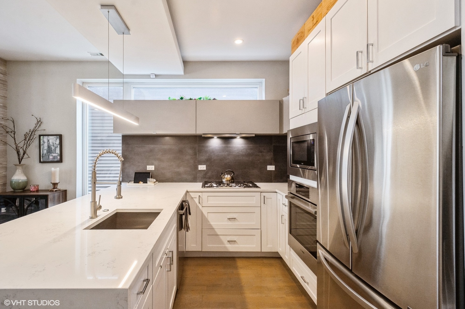 1543 W Augusta Boulevard 2