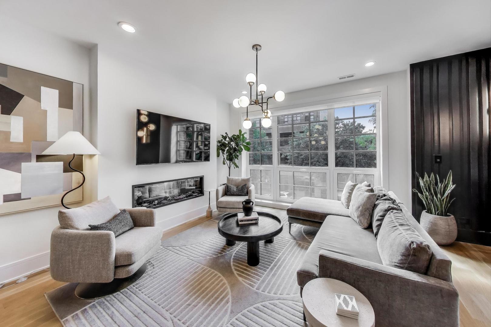 1938 W Belmont Avenue 2