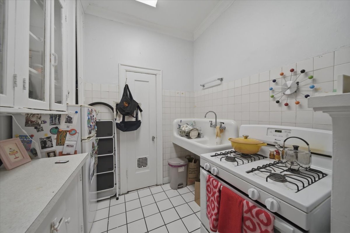 3449 N Elaine Place 308