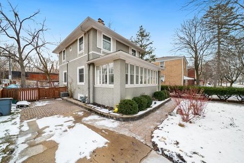 Tiny photo for 8225 Lake Street, River Forest, IL 60305 (MLS # 12540879)