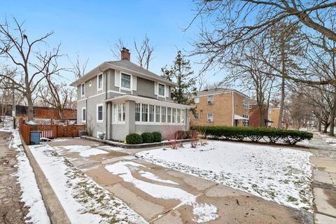 Tiny photo for 8225 Lake Street, River Forest, IL 60305 (MLS # 12540879)
