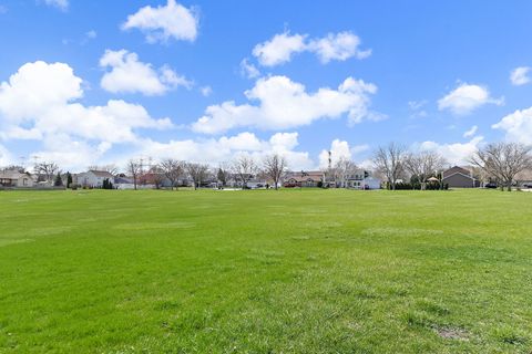 Tiny photo for 160 Brentwood Trail, Elgin, IL 60120 (MLS # 12613822)