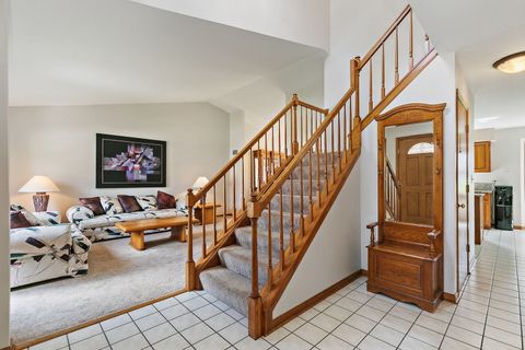 Tiny photo for 160 Brentwood Trail, Elgin, IL 60120 (MLS # 12613822)