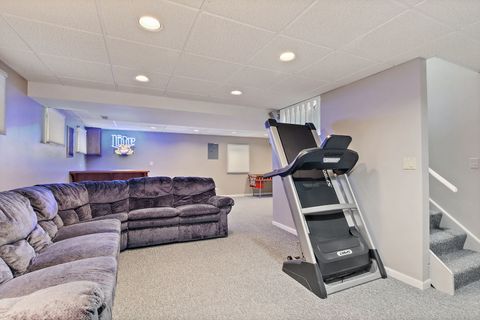 Tiny photo for 160 Brentwood Trail, Elgin, IL 60120 (MLS # 12613822)