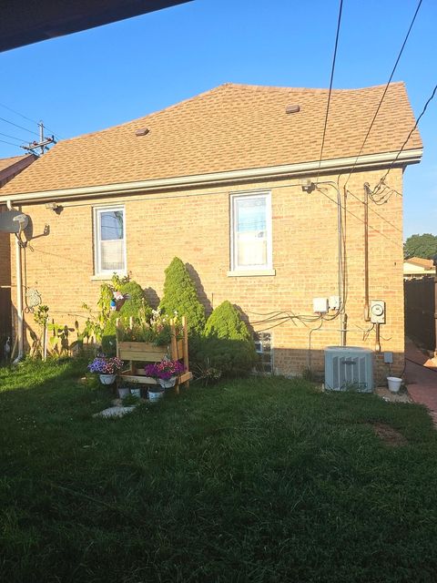 Tiny photo for 1832 N 23rd Avenue, Melrose Park, IL 60160 (MLS # 12426225)
