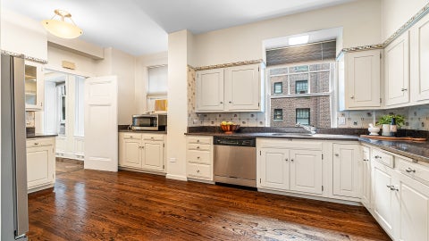 Tiny photo for 227 E Delaware Place #8C, Chicago, IL 60611 (MLS # 12760281)