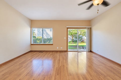 Tiny photo for 255 Thornwood Way #C, South Elgin, IL 60177 (MLS # 12783098)