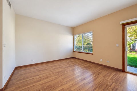 Tiny photo for 255 Thornwood Way #C, South Elgin, IL 60177 (MLS # 12783098)
