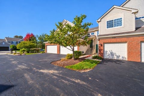 Tiny photo for 255 Thornwood Way #C, South Elgin, IL 60177 (MLS # 12783098)
