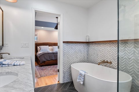 Tiny photo for 2024 Ewing Avenue, Evanston, IL 60201 (MLS # 12734481)