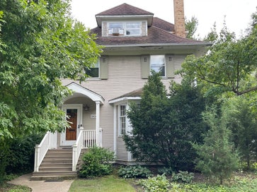 2626 Isabella Street Evanston IL 60201