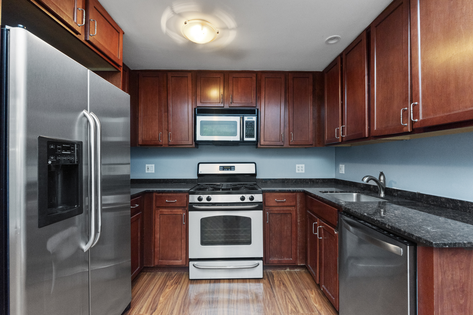 2300 N Commonwealth Avenue 1A