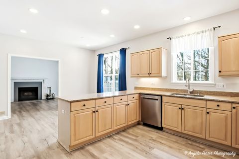 Tiny photo for 3300 Country Lane, Waukegan, IL 60087 (MLS # 12532551)