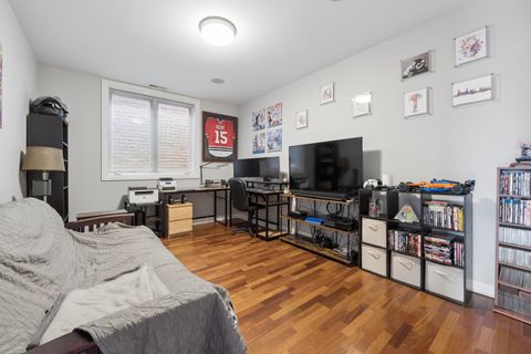 Tiny photo for 1633 N CLYBOURN Avenue #3, Chicago, IL 60614 (MLS # 12636410)
