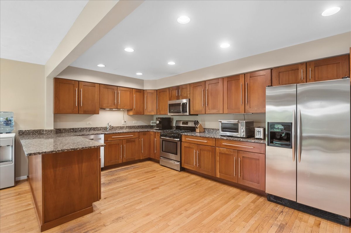 90 BOARDWALK Place