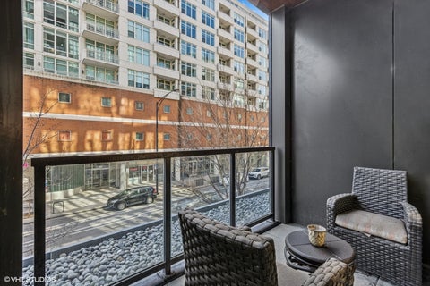 Tiny photo for 900 W Washington Boulevard #202, Chicago, IL 60607 (MLS # 12706853)