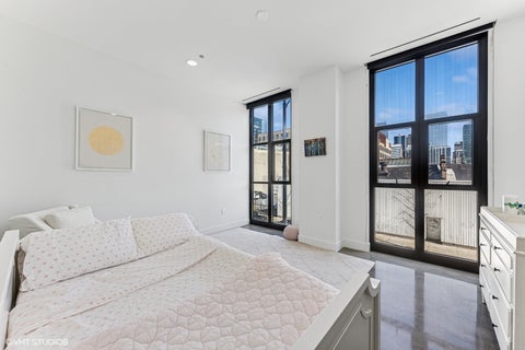 Tiny photo for 900 W Washington Boulevard #202, Chicago, IL 60607 (MLS # 12706853)