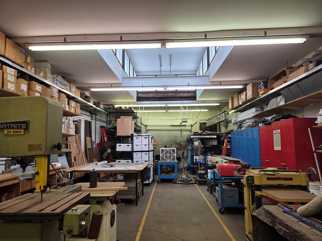 1908 N Milwaukee Avenue