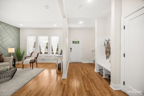Tiny photo for 4633 Wolf Road, Western Springs, IL 60558 (MLS # 12707298)
