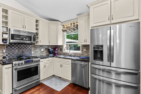 Tiny photo for 795 Springhill Court, Elgin, IL 60120 (MLS # 12714544)