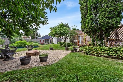 Tiny photo for 795 Springhill Court, Elgin, IL 60120 (MLS # 12714544)